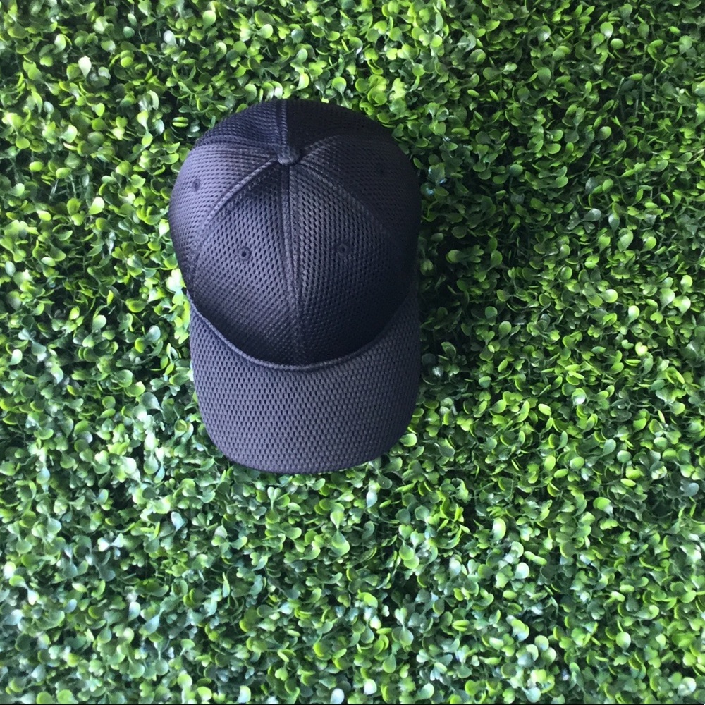 Lululemon baller mesh hat